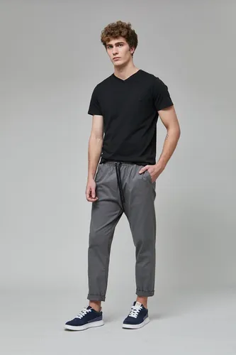 Pantalon penguin hombre new arrivals