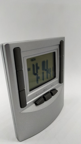 Relógio Digital Despertador Multiuso Mesa Escritório Quarto