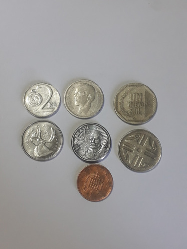 Lote De 7 Monedas De Países Distintos