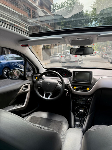 Peugeot 208 1.6 Feline Tiptronic