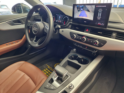 Audi A4 2.0 T Select Mild Hybrid 190 H.P.