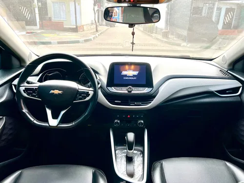 Chevrolet Onix 1.0T Premier Sedan At