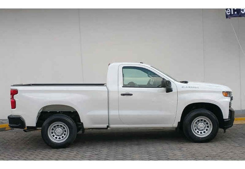 Imagen 2 de 14 de Chevrolet Silverado 2020 2p 1500 Wt Cr 4x2 A