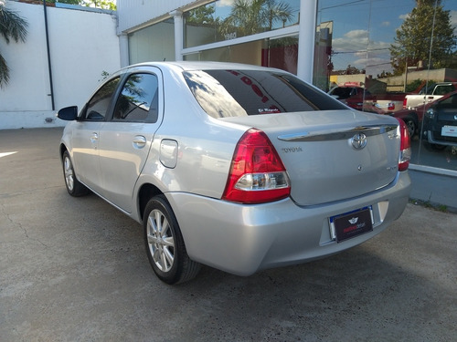 Toyota Etios 1.5 Sedan Xls 2016