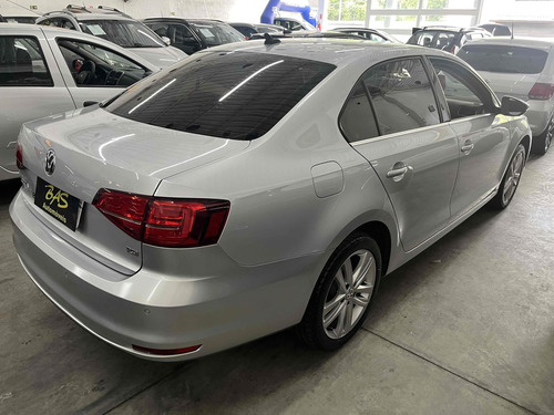 Volkswagen Jetta 2.0 TSI HIGHLINE 211CV GASOLINA 4P TIPTRONIC