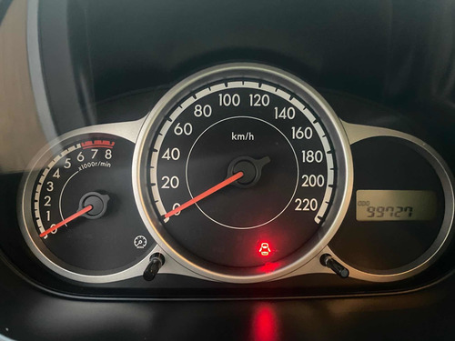 Mazda 2 2014 1.5 15hm1c