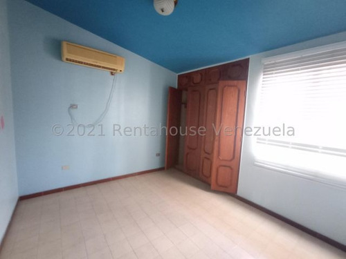 Imagen 12 de 14 de Julio Latouche Vende Casa En Venta En Prebo Valencia 22-10437