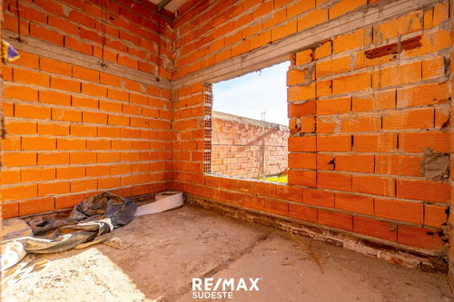 Venta/permuta Casa En Construccion En Ing. White