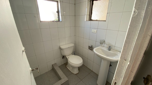 Buena Casa Con Depto Interior, Sector Los Condores Thno