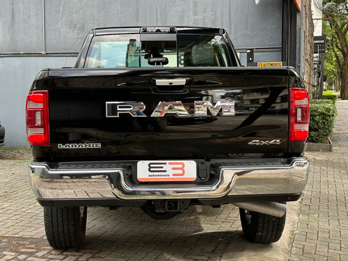 RAM Ram 2500 6.7 Laramie Cab. Dupla 4x4 Aut. 4p