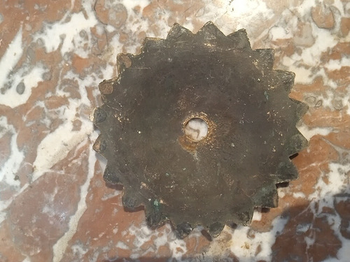 Floron Bronce Macizo Antiguo Roseta Repuesto Araña Tapa Base (Usado)
