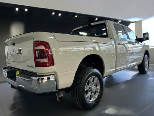 RAM 2500 6.7 I6 TURBO DIESEL LARAMIE CD 4X4 AUTOMÁTICO