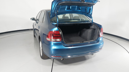 Volkswagen Vento 1.6 HIGHLINE AUTO