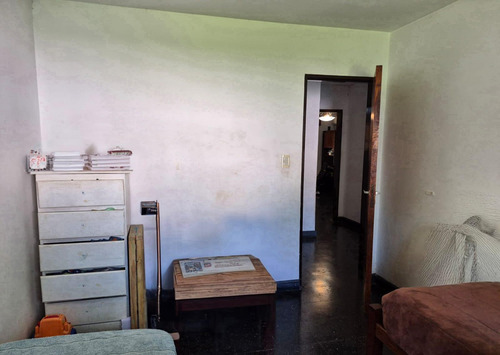 Casa En Venta - Barrio San Rafael 2 Dormitorios - Con Escritura
