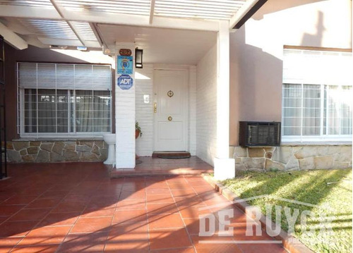 Chalet En Venta En Quilmes Oeste