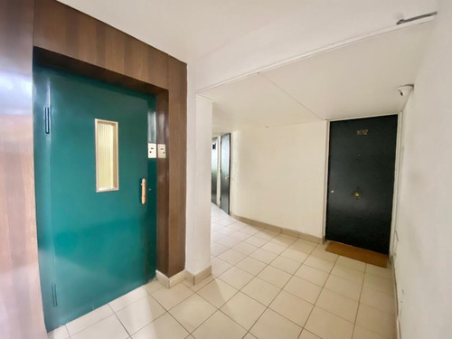 Colegio Verbo Divino / Vma / P.errázuriz