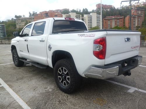 Toyota Tundra Trd 4x4 Off The Road