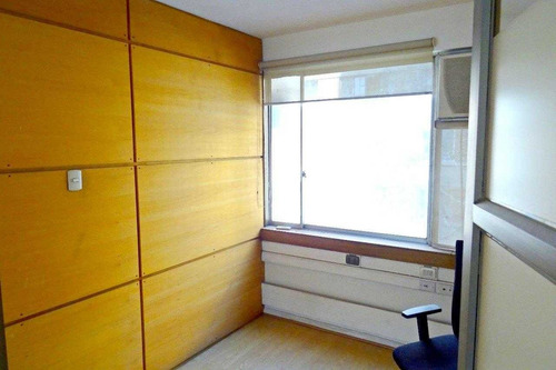 Vende Excelente Oficina Mac-iver - Moneda, Santiago