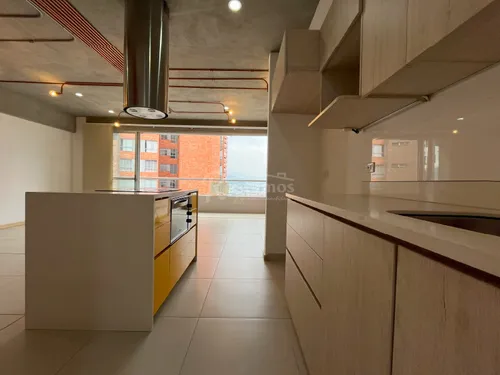 Apartamento En Arriendo En Loma De Las Brujas. Cod A775954
