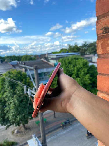 iPhone XR De 128 Gigas Perfecto Estado Semi Nuevo