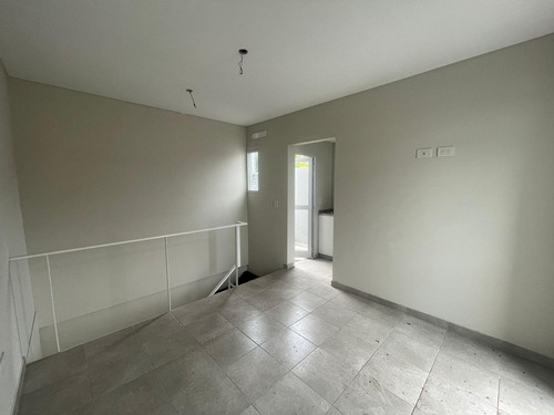 Venta Departamento 1 Dormtiorio Duplex Sin Expensas. Liniers Y Rioja. Oportunidad Rosario