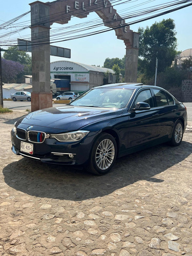 BMW Serie 3 2.0 320ia Luxury Line At