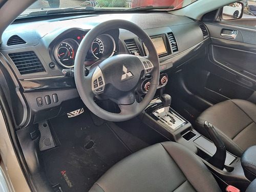 Mitsubishi Lancer LANCER 2.0 AUTOMÃTICO 16V GASOLINA AUTOMÃTICO
