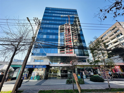 Oficina En Venta En Providencia Con Un Estacionamiento