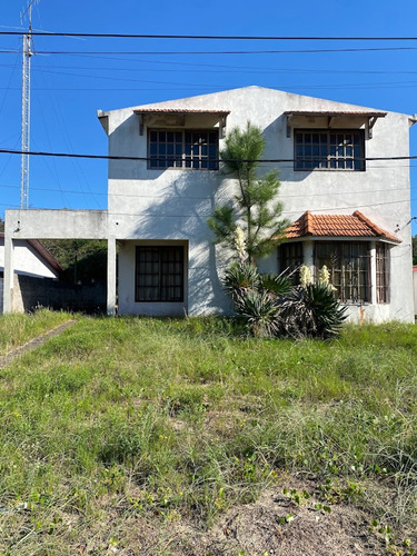 Venta 2 Casas 4 Y 2 Dormitorios La Floresta