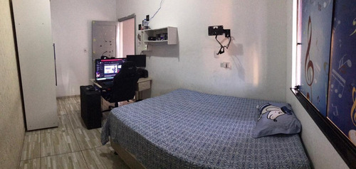 Imagem 14 de 14 de Casa Com 4 Q E 2 Suítes.