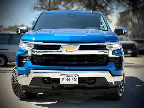 Chevrolet Cheyenne 5.3 Cab Reg Lt 4X4 At