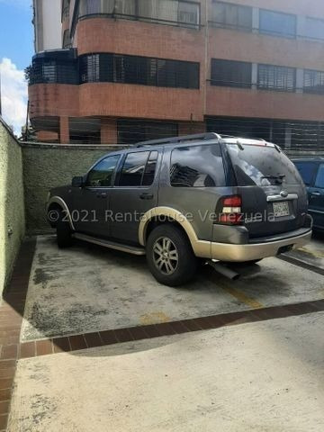 Imagen 3 de 25 de Gc Venta De Acogedor Apartamento En Los Palos Grandes / 22-10798