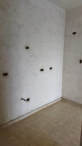 Imagen 11 de 14 de Apartamento En Venta En Mañongo