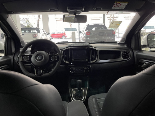 Fiat Strada 1.4 8v Freedom Cd