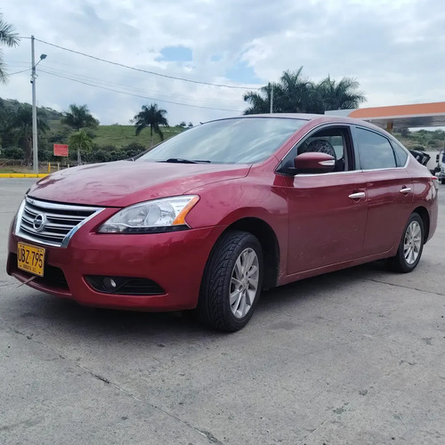 Sentra 1.8 Automático