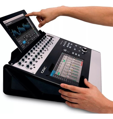 Qsc Touchmix30 - Mixer Consola Digital Sonido 32 Canales