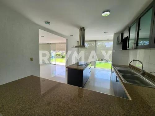 Casa En Venta En Morelos, Fraccionamiento Lomas De Cocoyoc