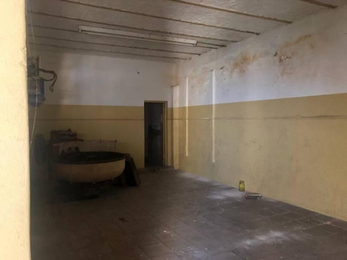 Imagen 7 de 9 de Salon Comercial En Venta Capitan Bermudez