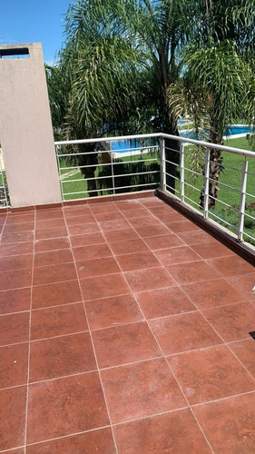 Casa En Venta Loma Verde Barrio Privado Escobar - Apto Credito - 4 Dormitorios, Pileta