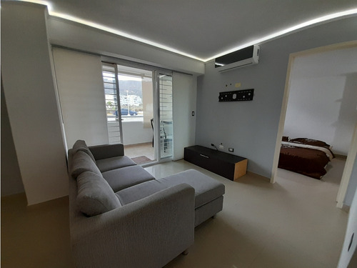 Bosques De La Lagunita. Alquiler Apartamento 58 Mt2 / 1h / 2b / 1e