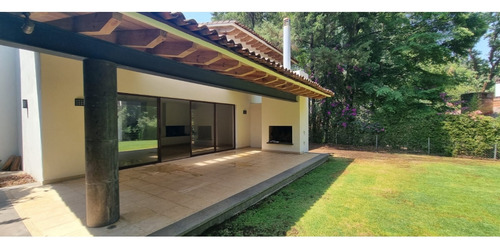 Gran Ubicacion De Esta Casa En Venta Y Renta