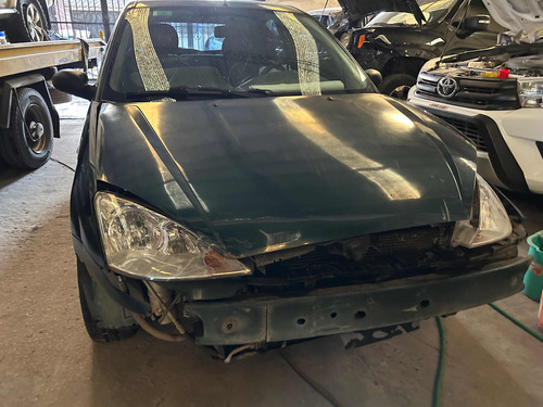 Imagen 21 de 25 de Ford Focus 1.8 N 5ptas Chocado Poco Funcionando