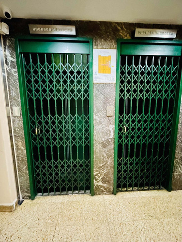 Imagen 3 de 14 de Oficina En Venta En Balvanera Seguridad 24 Hs