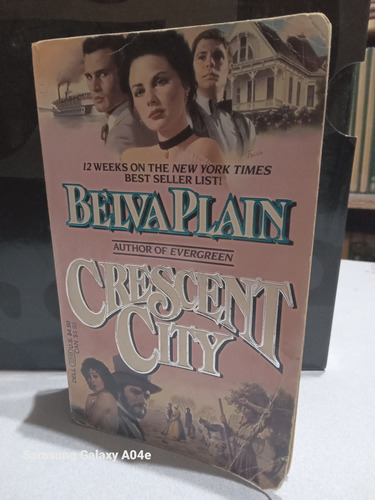 Libro Crescent City 