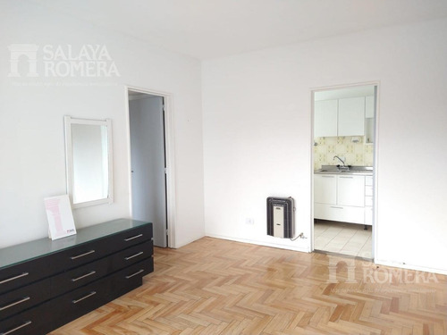 Imagen 4 de 24 de Departamento En Venta 2 Amb - Olivos-vias/maipu