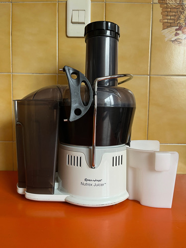 Rena Ware Nutrex Juicer Extractor De Jugo