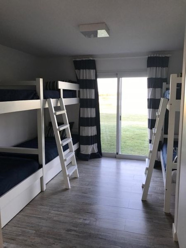 Casa En Alquiler Por Temporada De 4 Dormitorios En Pueblo Mio