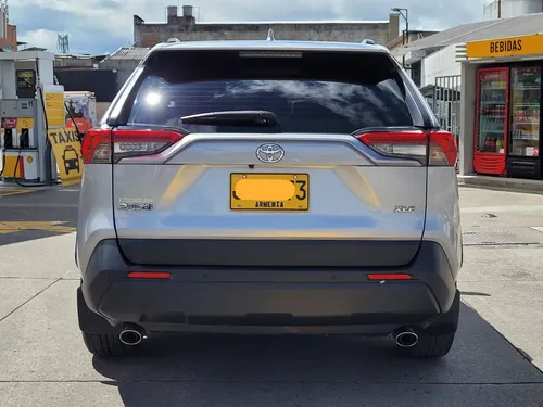 Toyota RAV4 2.0 Xle 4X2 Cvt