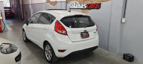 Ford Fiesta Kinetic Design 1.6 Design 120cv Titanium 2012