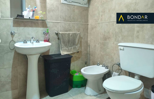 Imagen 12 de 19 de Departamento En Venta De 2 Dormitorios C/ Cochera En Guaymallén